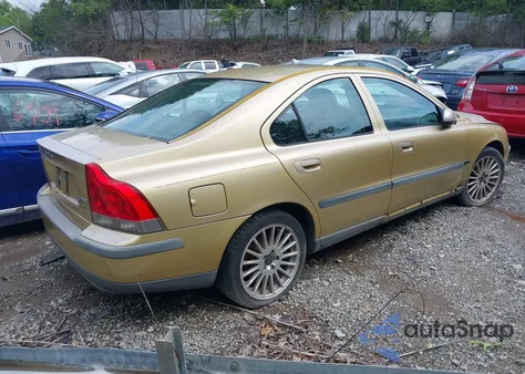 2001 Volvo S60 2.4T z USA, uszkodzony, nr VIN YV1RS58D712019070